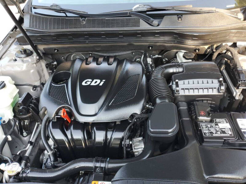 2015 Kia Optima EX - Image 10