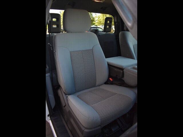 2016 Ford F-250 Super Duty XLT - Image 23