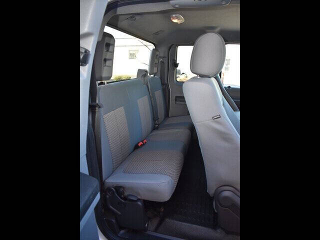 2016 Ford F-250 Super Duty XLT - Image 26