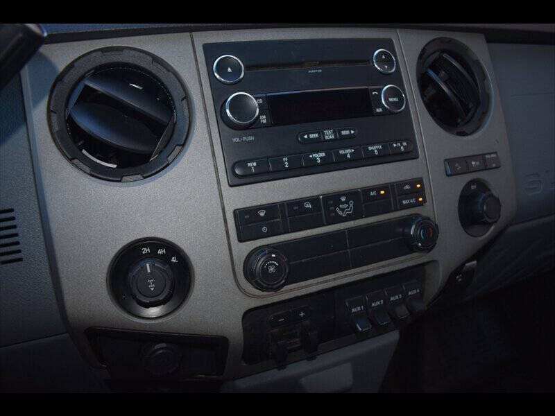 2016 Ford F-250 Super Duty XLT - Image 10