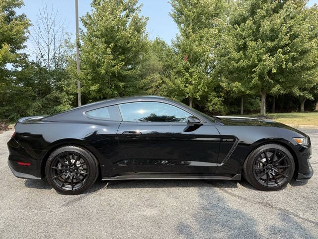 2016 Ford Mustang Shelby GT350 - Image 2