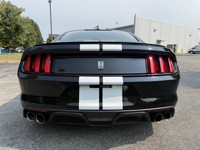 2016 Ford Mustang Shelby GT350 - Image 4