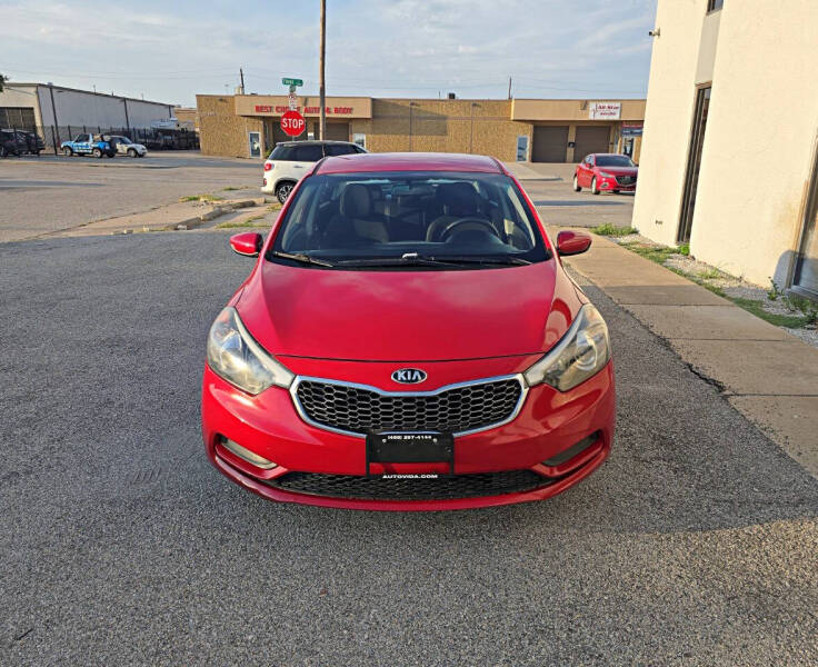 2016 Kia Forte LX - Image 2