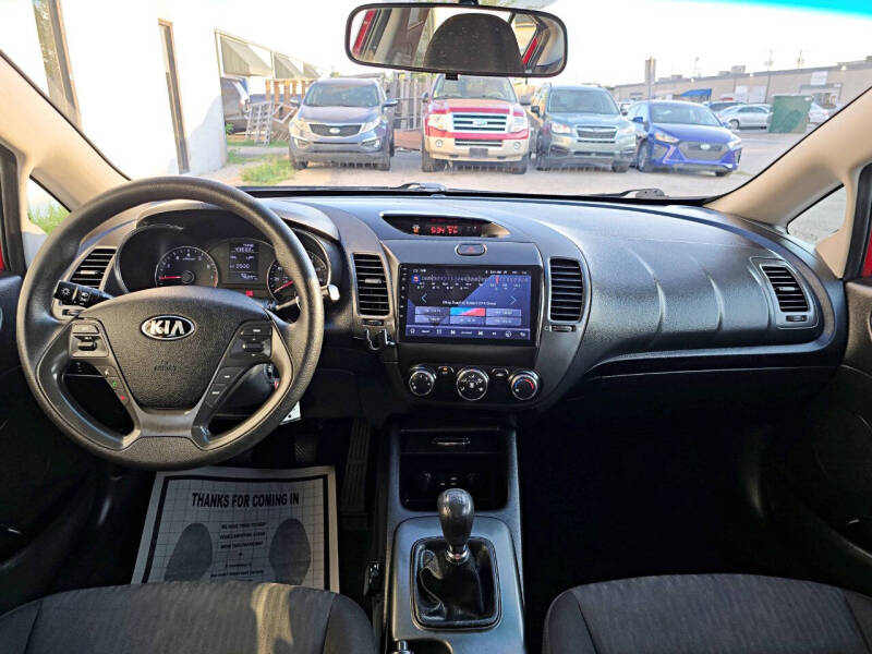 2016 Kia Forte LX - Image 17