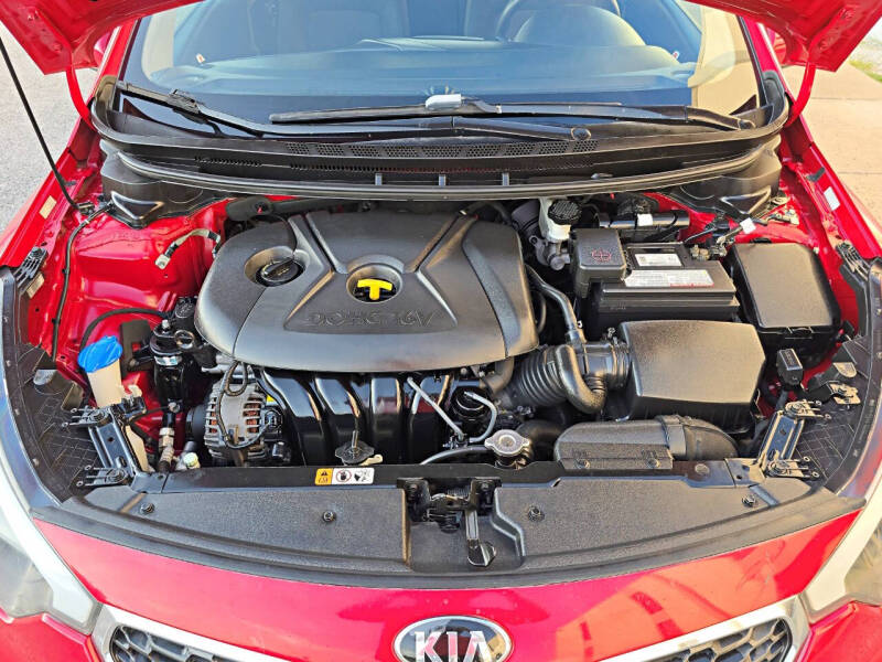 2016 Kia Forte LX - Image 25