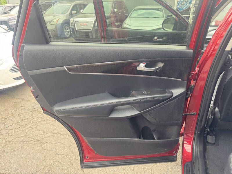 2016 Kia Sorento LX V6 - Image 19