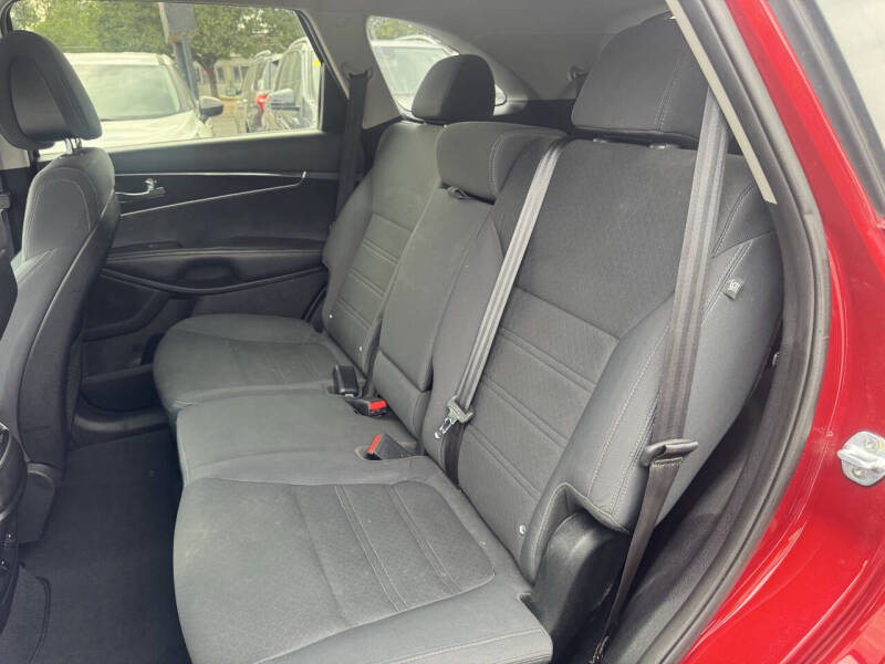 2016 Kia Sorento LX V6 - Image 21