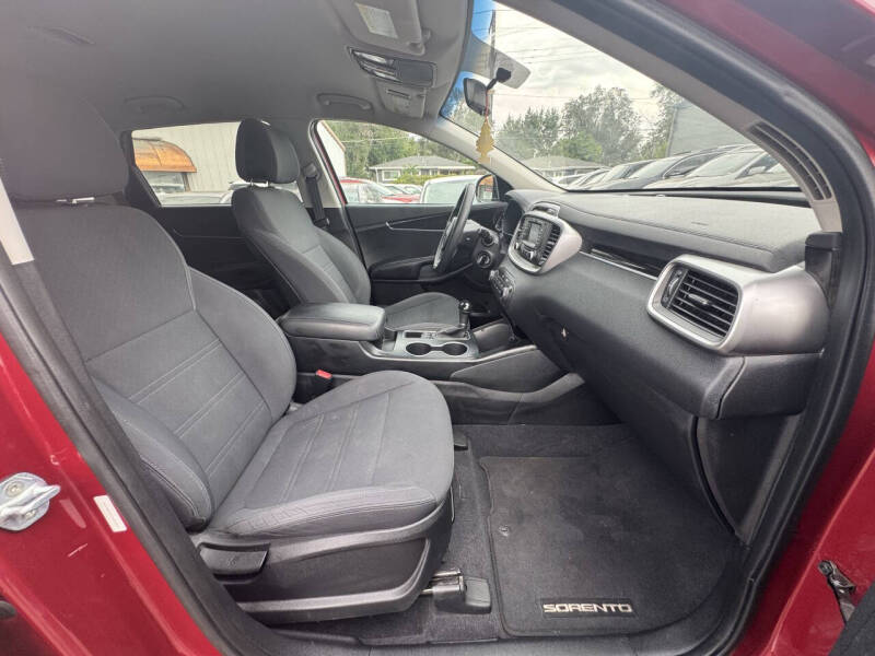 2016 Kia Sorento LX V6 - Image 28