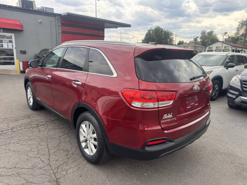 2016 Kia Sorento LX V6 - Image 5