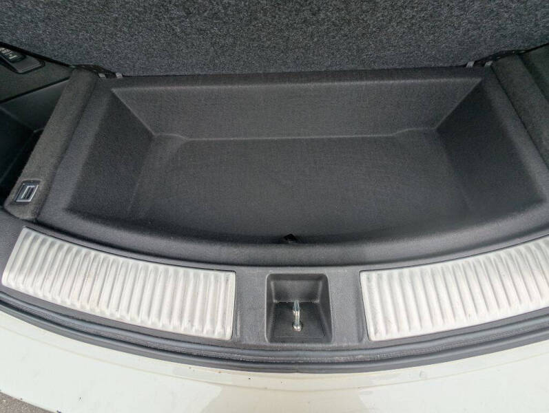2017 Acura MDX SH-AWD - Image 23