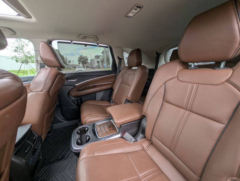 2017 Acura MDX SH-AWD - Image 30