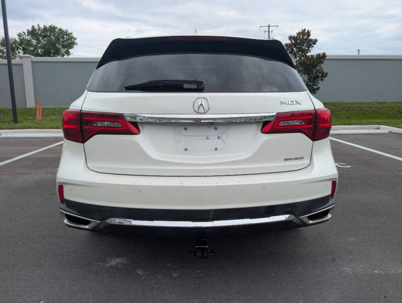 2017 Acura MDX SH-AWD - Image 9
