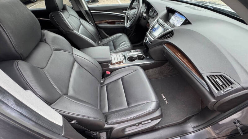 2017 Acura MDX SH-AWD - Image 14