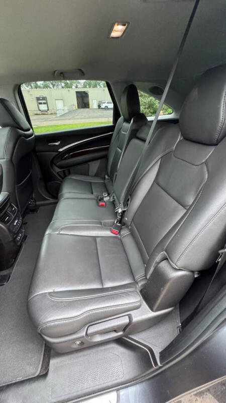 2017 Acura MDX SH-AWD - Image 17