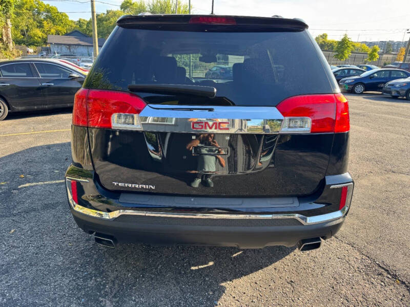 2017 GMC Terrain SLT - Image 5