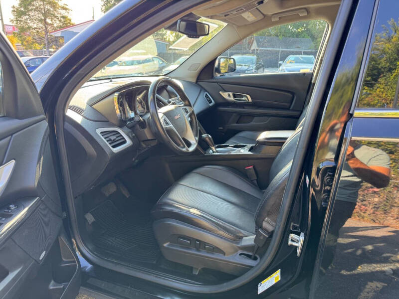 2017 GMC Terrain SLT - Image 10
