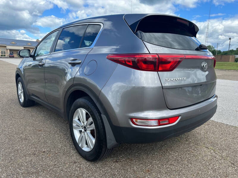 2017 Kia Sportage LX - Image 3
