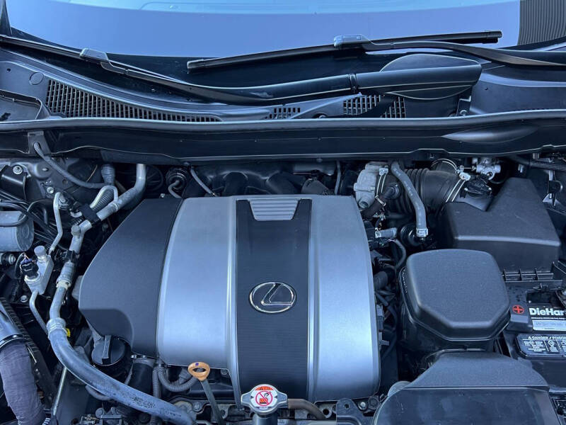 2017 Lexus RX 350 - Image 30