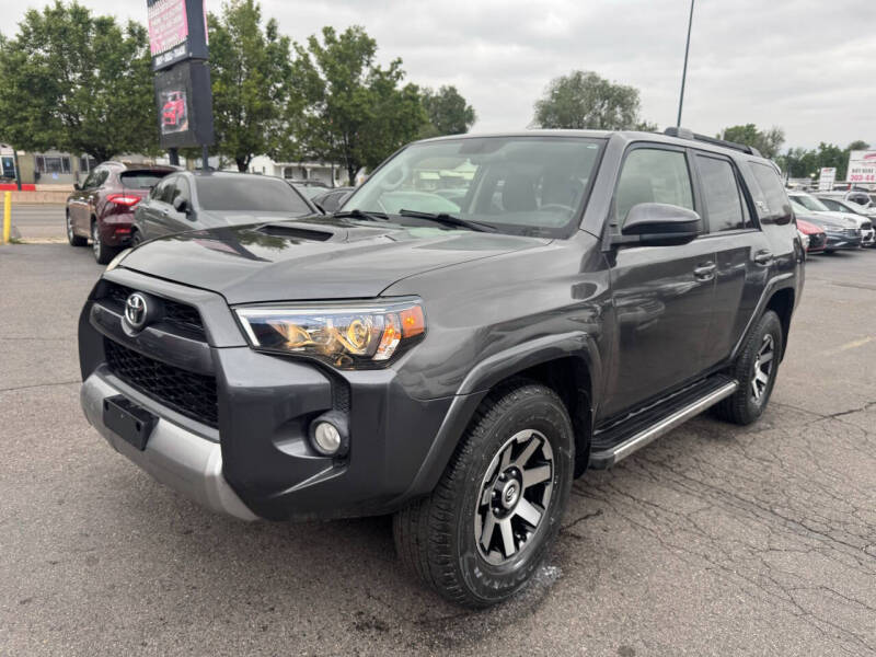 2017 Toyota 4Runner TRD Off-Road 4x4 TRD Off-Road 4dr SUV - Image 3