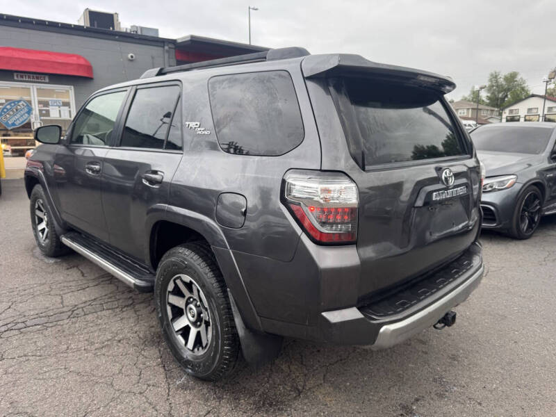 2017 Toyota 4Runner TRD Off-Road 4x4 TRD Off-Road 4dr SUV - Image 5