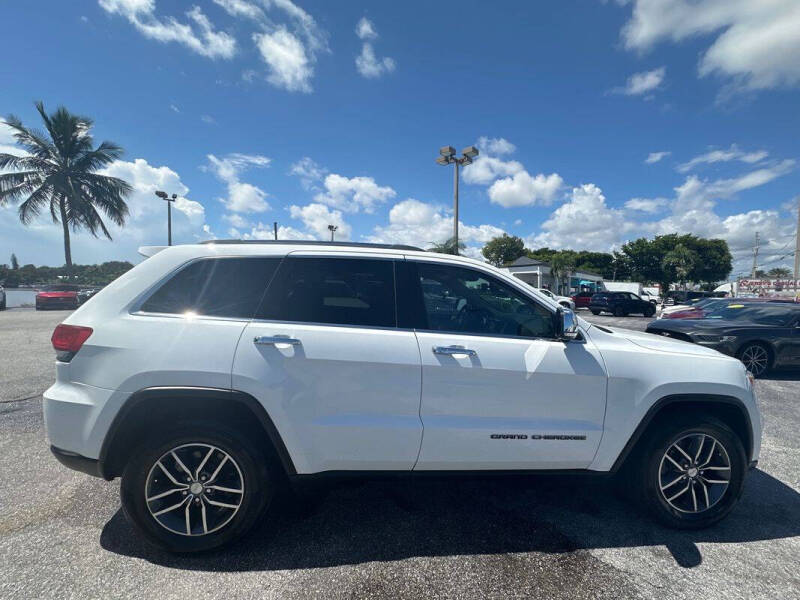 2018 Jeep Grand Cherokee Limited - Image 7