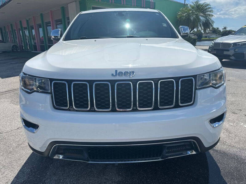 2018 Jeep Grand Cherokee Limited - Image 9