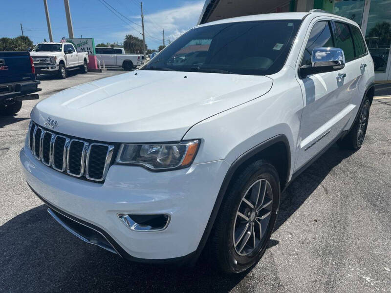 2018 Jeep Grand Cherokee Limited - Image 19