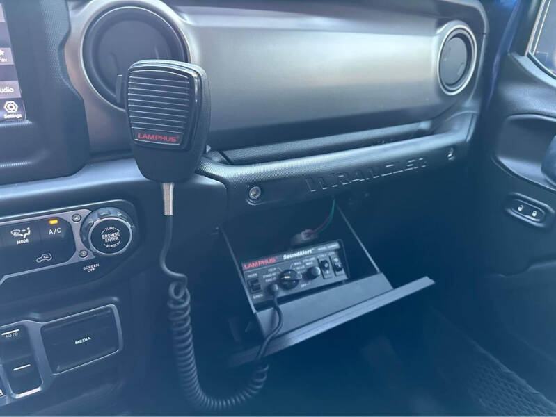 2018 Jeep Wrangler Unlimited Sport S 4x4 - Image 13