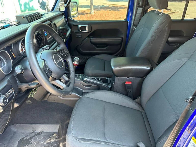 2018 Jeep Wrangler Unlimited Sport S 4x4 - Image 9