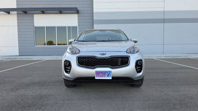 2018 Kia Sportage LX - Image 2