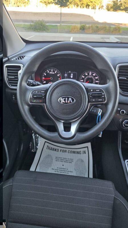2018 Kia Sportage LX - Image 16