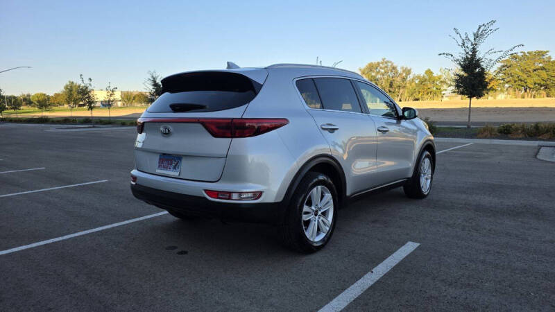 2018 Kia Sportage LX - Image 9