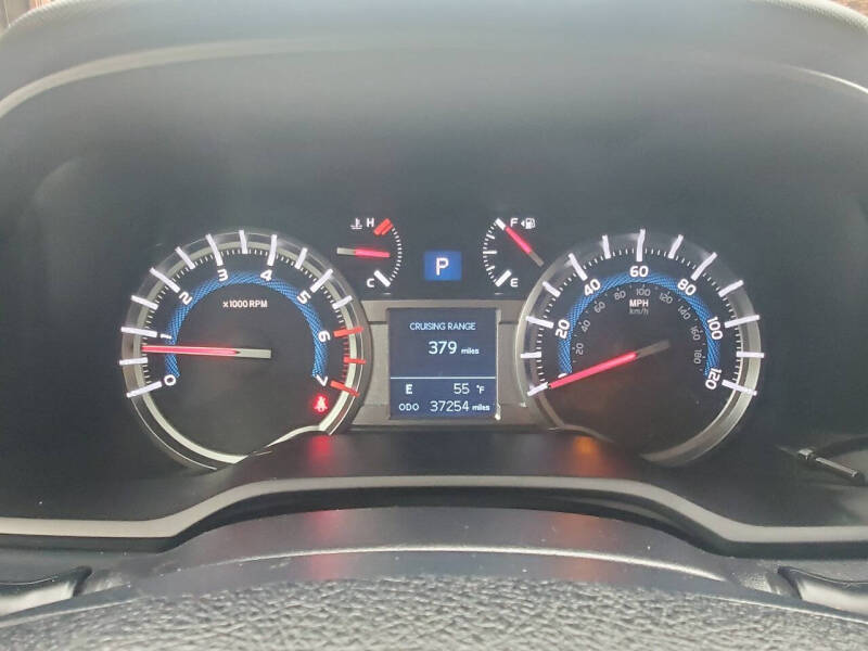 2018 Toyota 4Runner TRD Pro 4x4 TRD Pro 4dr - Image 35