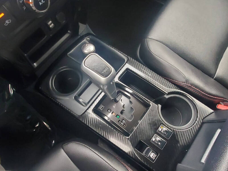 2018 Toyota 4Runner TRD Pro 4x4 TRD Pro 4dr - Image 37