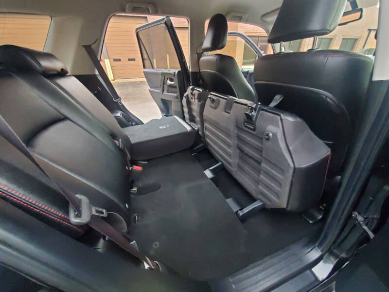 2018 Toyota 4Runner TRD Pro 4x4 TRD Pro 4dr - Image 45