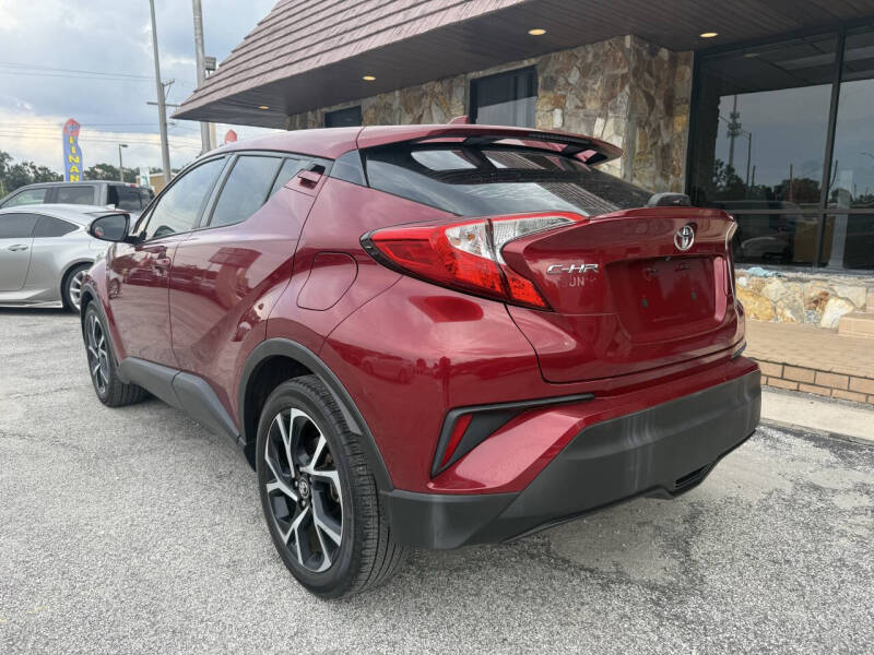 2018 Toyota C-HR XLE - Image 3