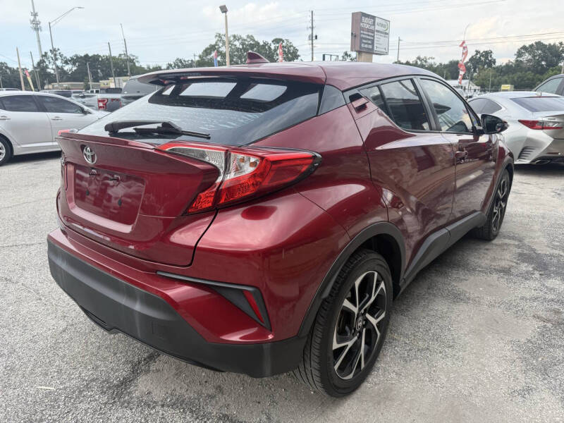 2018 Toyota C-HR XLE - Image 4