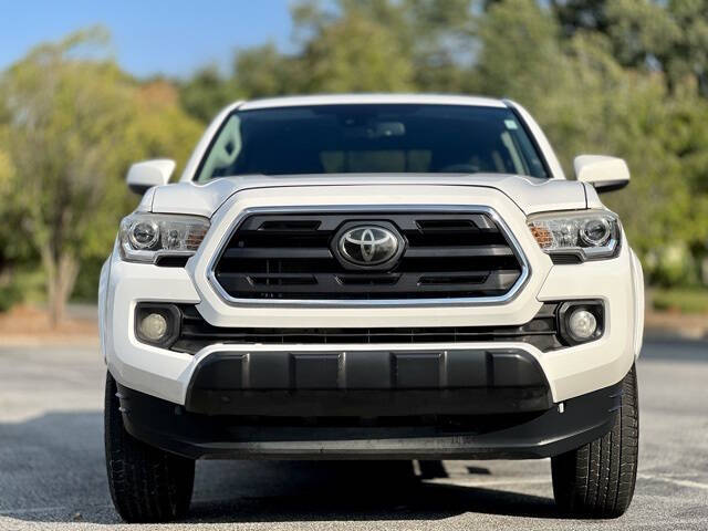 2018 Toyota Tacoma SR5 V6 4x2 SR5 V6 4dr Double Cab 5.0 ft SB - Image 2