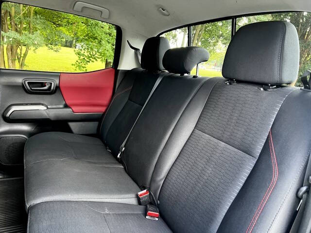 2018 Toyota Tacoma SR5 V6 4x2 SR5 V6 4dr Double Cab 5.0 ft SB - Image 20