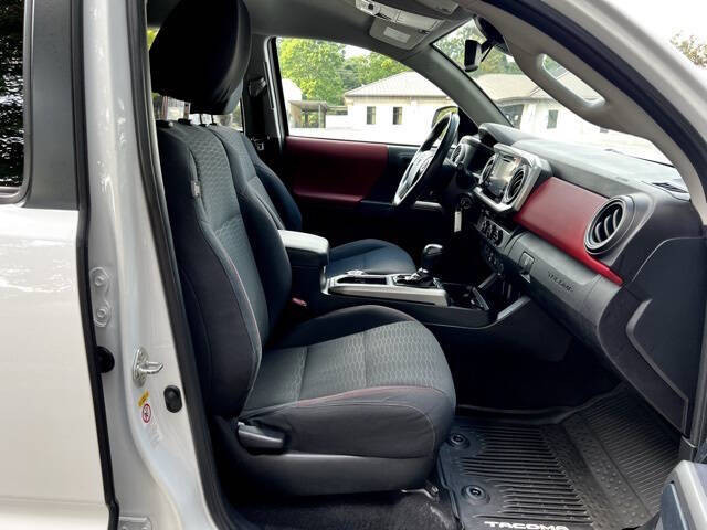 2018 Toyota Tacoma SR5 V6 4x2 SR5 V6 4dr Double Cab 5.0 ft SB - Image 26