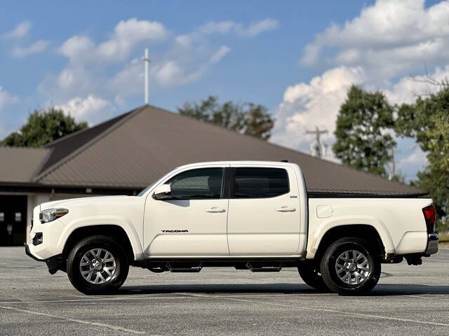 2018 Toyota Tacoma SR5 V6 4x2 SR5 V6 4dr Double Cab 5.0 ft SB - Image 10