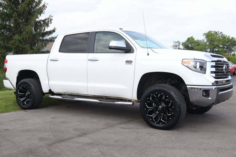 2018 Toyota Tundra 1794 Edition 4x4 1794 Edition 4dr CrewMax Cab Pickup SB - Image 2