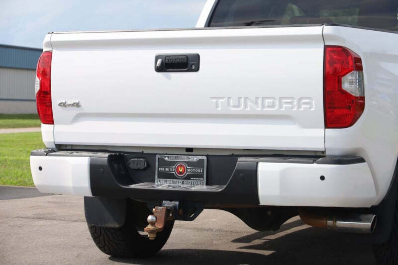2018 Toyota Tundra 1794 Edition 4x4 1794 Edition 4dr CrewMax Cab Pickup SB - Image 50