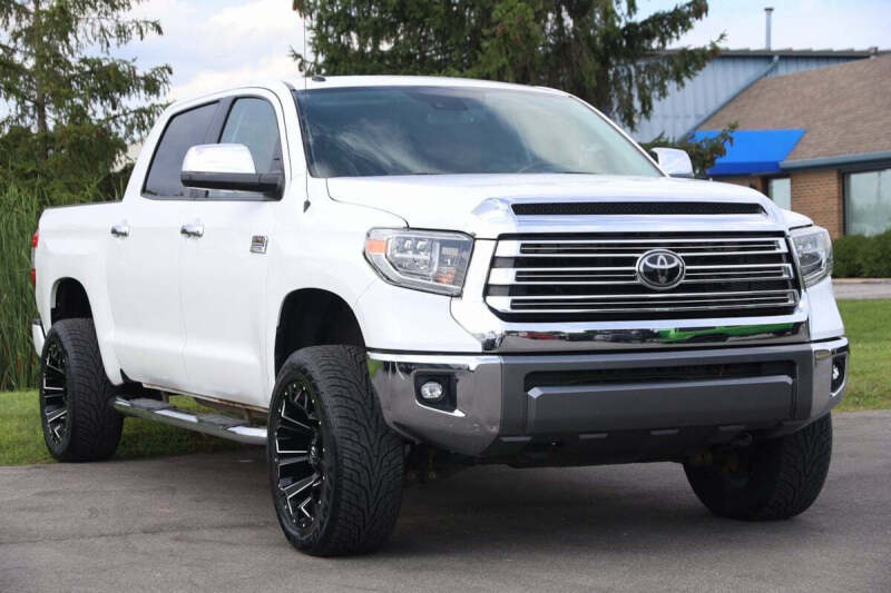 2018 Toyota Tundra 1794 Edition 4x4 1794 Edition 4dr CrewMax Cab Pickup SB