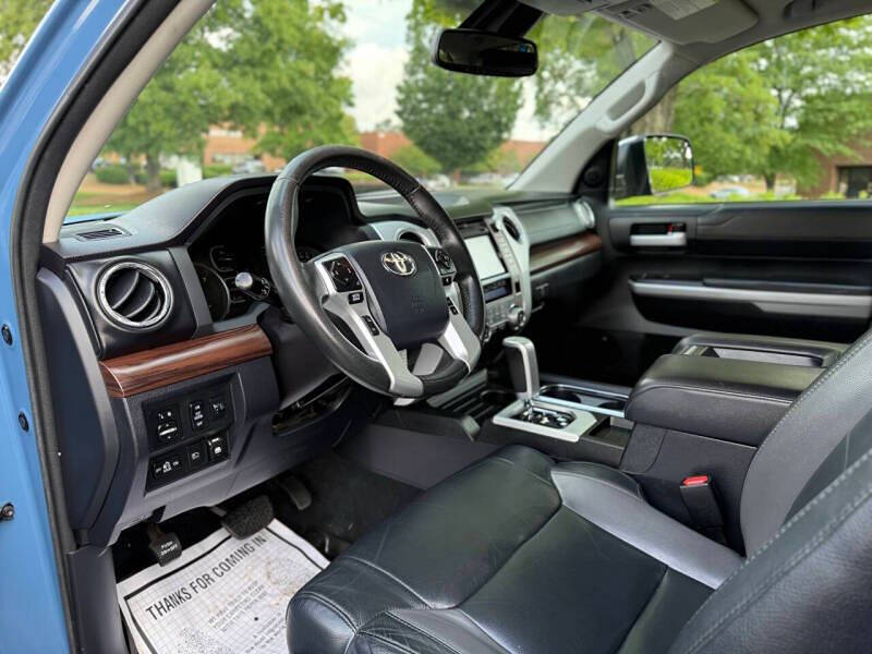 2018 Toyota Tundra Limited 4x4 Limited 4dr CrewMax Cab Pickup SB (5.7L V8) - Image 3