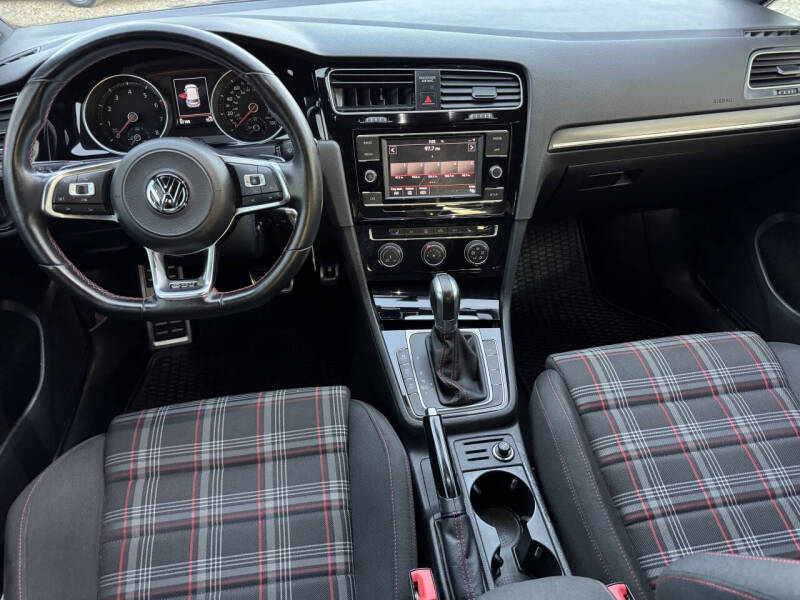 2018 Volkswagen Golf GTI S - Image 16