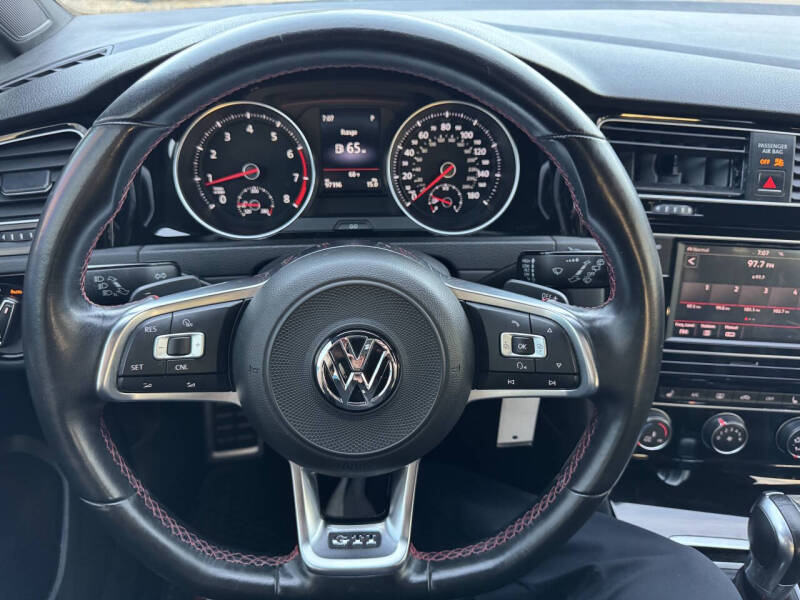 2018 Volkswagen Golf GTI S - Image 17