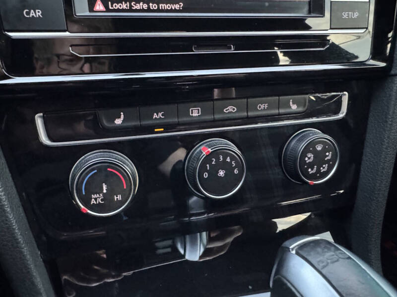 2018 Volkswagen Golf GTI S - Image 23