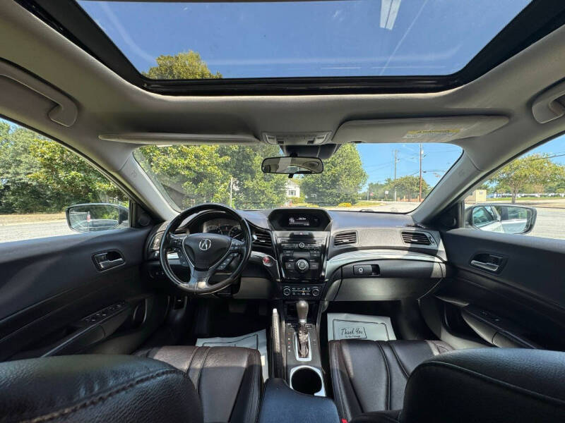 2019 Acura ILX 4dr - Image 27