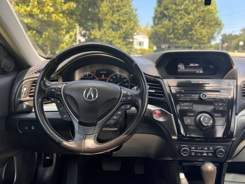 2019 Acura ILX 4dr - Image 28
